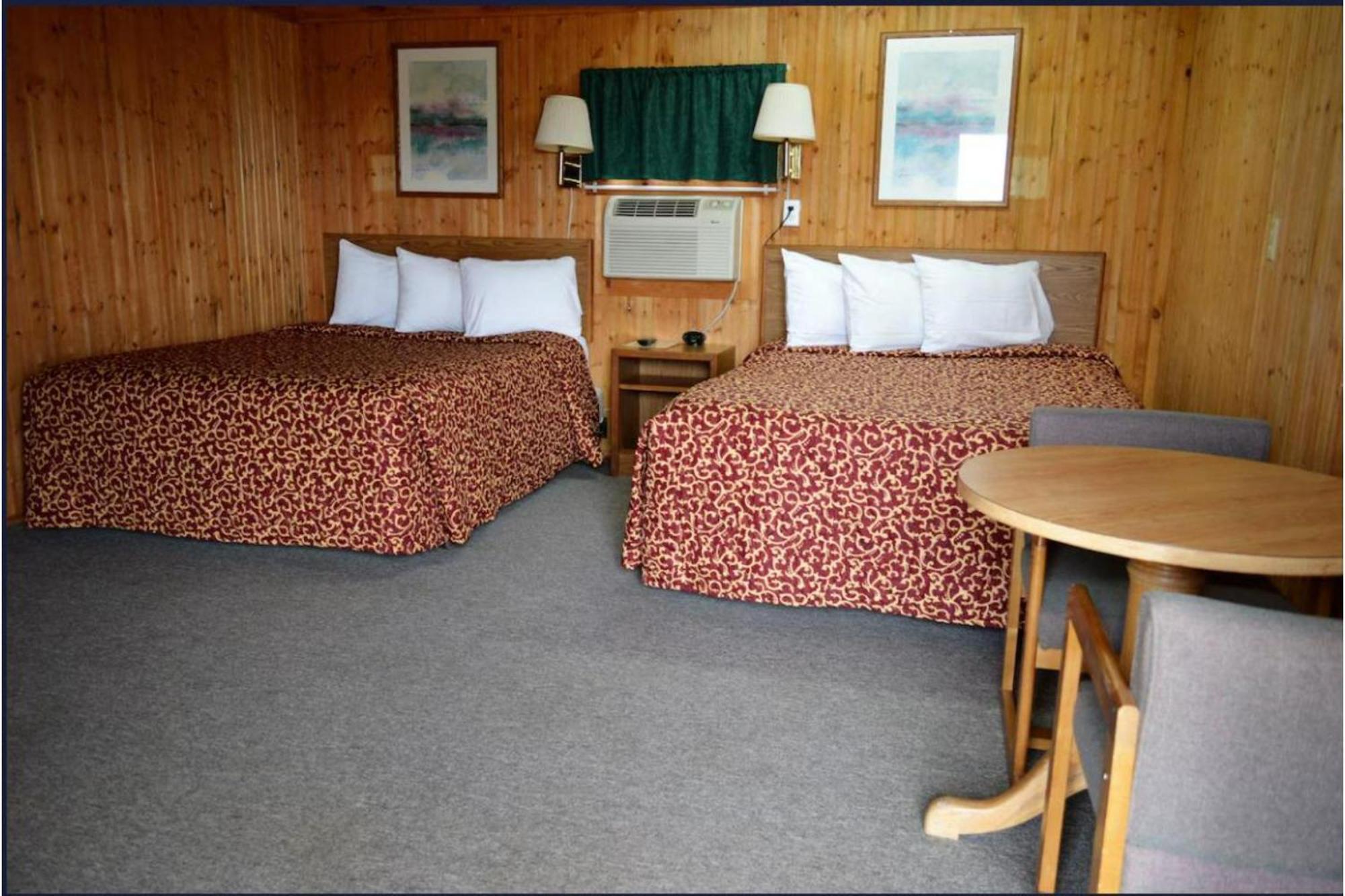 Green Acre Motel By Oyo Near Rush County Airport 拉克罗斯 外观 照片